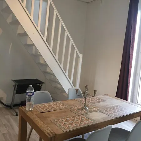 Marie Maurel Duplex Et Sa Pizza Offerte Apartment *